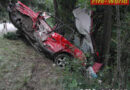 2 Eingeklemmte bei schwerem Unfall