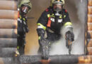 Holzhaus stand in Flammen