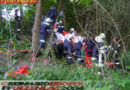 Mehr als 2 Stunden im Wrack eingeklemmt