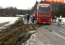Nö: Bergung aus Sattelschleppers aus dem Morast