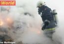 Oö: Flammen am Bauernhof durch Schleifarbeiten