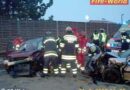 Oö: Zwei Lenker nach Frontal-Crash eingeklemmt