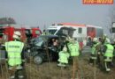 Nö: Eingeklemmte Person nach Kollision zwischen Lkw und Pkw