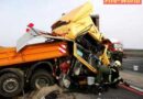 Nö: Lkw krachte gegen Lastwagen der Straßenmeisterei