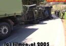 Nö: Lkw-Anhänger stürzte um
