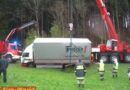 Oö: Millimeterarbeit bei Lkw-Bergung