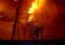 Oö: Großbrand in Welser Recyclingbetrieb
