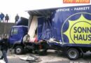 Tirol: Öleinsatz am Lkw und Lkw rammte Klein-Lkw