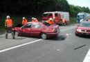 Oö: VU auf der A8 – Ein Rammbock für die Feuerwehr!