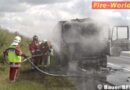 Nö: Schottertransporter auf der A2 in Vollbrand