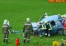 Oö: Schwerer Verkehrsunfall mit eingeklemmter Person