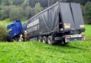 Stmk: Umweltgefährdung nach Unfall mit Sattelkraftfahrzeug