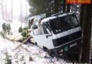 Oö: Lkw-Absturz in Münzbach