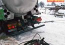 Oö: Lkw rutschte auf schneeglatter Fahrbahn gegen Hausmauer