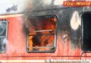 Oö: Ausrangierter Personenwaggon in Vollbrand (Linz)