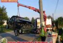 Nö: Pkw gegen Straßenlaterne