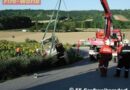 Nö: Traktorbergung im Weingarten von Großweikersdorf