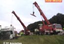 Nö: Anhängerbrand und LKW-Bergung innerhalb einer halben Stunde