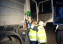 Nö: Lenker zwischen Ladefläche und Führerhaus eingeklemmt
