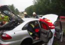 K: Menschenrettung nach Verkehrsunfall in Moosburg