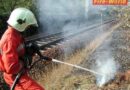 Nö: Feuer am Bahndamm in Großweikersdorf