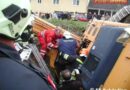 Oö: Personenrettung aus abgestürztem Bagger in Schärding