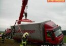 Oö: Lkw-Bergung in Aurolzmünster