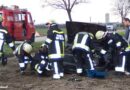 Nö: Fahrzeugbergung auf der LH 4047 Richtung Pottendorf