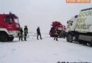 Oö: Winterliche Lkw-Bergung in Aurolzmünster