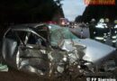 Oö: Eingeklemmte Person nach schwerem Verkehrsunfall in Sierning