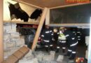Vbg: Mit Pkw in Höchst gegen Geräteschuppenmauer gekracht, 1 Eingeklemmter