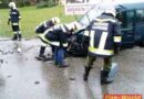 Oö: Schwerer Verkehrsunfall in Laakirchen
