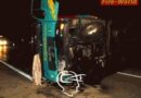 Nö: Lkw auf A2 bei Neunkirchen nach Unfall umgestürzt