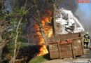 Nö: Schrottautos in Neulengbach in Vollbrand