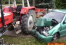 Oö: Pkw rammte in Alkoven einen Traktor