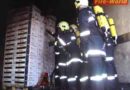 Nö: Brennender Gemüsetransporter auf der A21