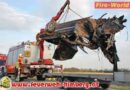 Nö: Kind nach Unfall auf der B15 vermutlich eingeklemmt