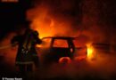 Nö: Pkw-Vollbrand in Gloggnitz