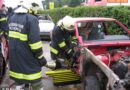 Oö: Vielseitige Übung „Verkehrsunfall mit eingeklemmter Person“