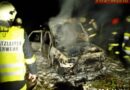 Oö: Pkw-Brand mitten im Wald in Kematen an der Krems