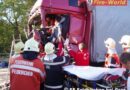 Stmk: 45 Minuten Schwerarbeit zur Rettung eines eingeklemmten Lkw-Lenkers (Graz)