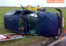 Nö: Schwierige Menschenrettung nach Crash auf der LB 211 bei Bruck/L.