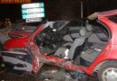Oö: Lenker nach schweren Unfall im Fahrzeug eingeklemmt – Pierbach