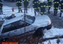 Oö: Glatteisunfall auf der B 127 in Lacken