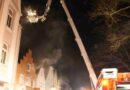 Deutschland: Komplexer Löscheinsatz bei Großbrand in Rendsburger Altstadt
