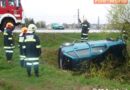 Nö: Pkw in Aschbach in Bachrinne geschleudert
