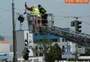 Nö: Lkw-Ladekran steckte in Wiener Neudorf in Ampelanlage