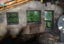 Tirol: Wohnungsbrand greift auf Dachstuhl über – eine schwerst verletzte Frau