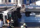 Nö: Lkw beim Wenden in Aschbacher Molkerei umgestürzt