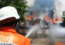 Deutschland: Reetdachhaus in Havetoftloit ein Raub der Flammen